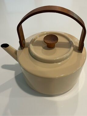 VTG 1960s Beige Copco Tea Kettle Michael Lax Enamel Wood Handle - Made In Spain